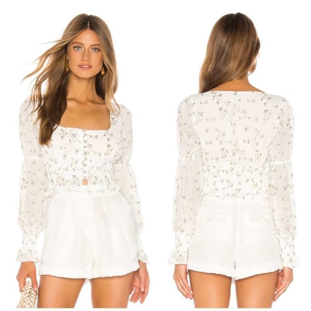 MAJORELLE Emerson Top in White Field 🤍🌸